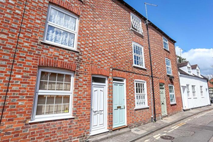 2 Bedroom Terraced House To Rent In Abingdon, Oxfordshire, OX14