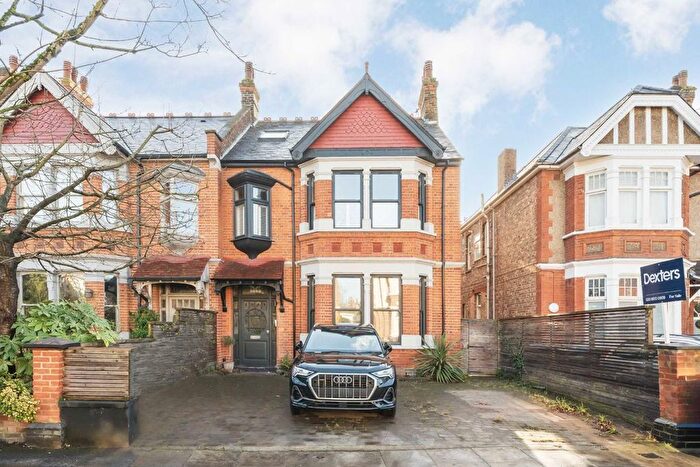 2 Bedroom Flat For Sale In Creffield Road, Ealing, W5
