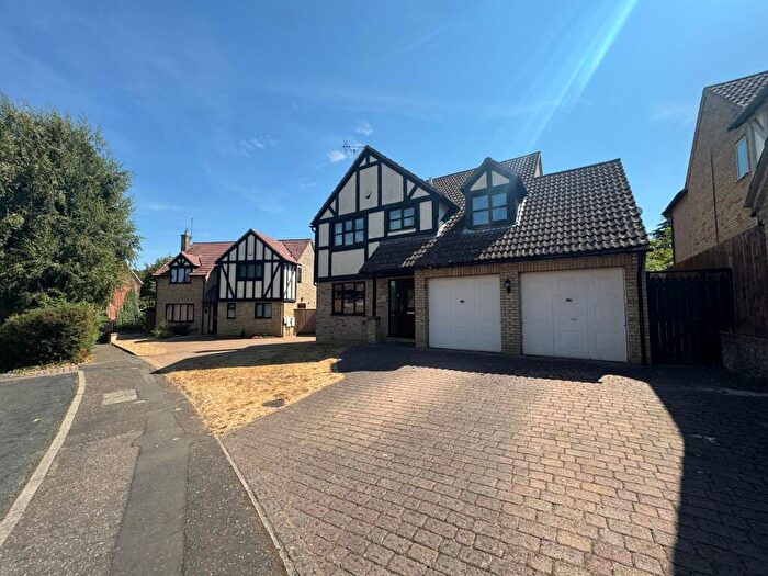 4 Bedroom Detached House To Rent In Martins Way, Orton Waterville, PE2