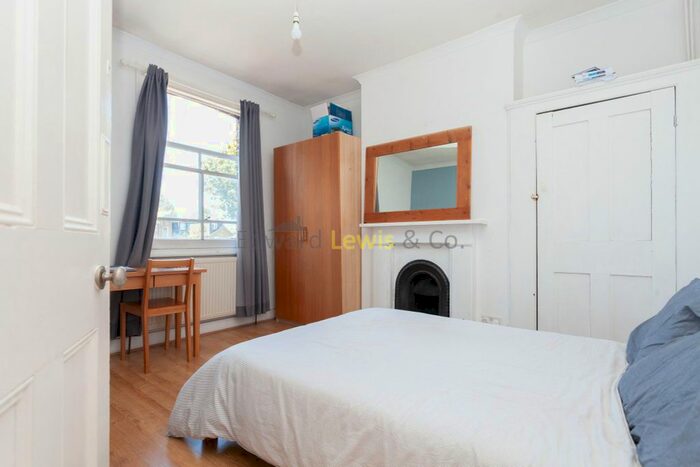 1 Bedroom Flat To Rent In Bouverie Road, London, N16