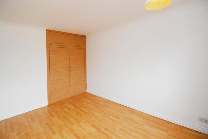 4 Bedroom House To Rent In Firs Close, Hitchin, Hertfordshire, SG5