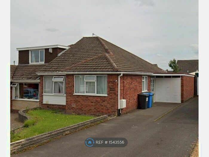3 Bedroom Bungalow To Rent In Magna Close, Walsall, WS6