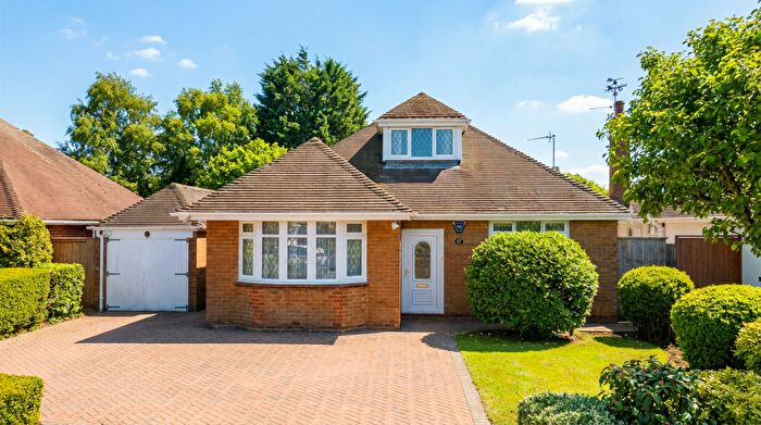 4 Bedroom Detached Bungalow For Sale In Silverthorne Drive, Hesketh Park, PR9