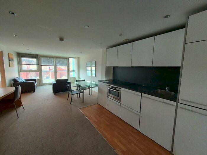 2 Bedroom Apartment To Rent In The Litmus Building, City Centre, NG1