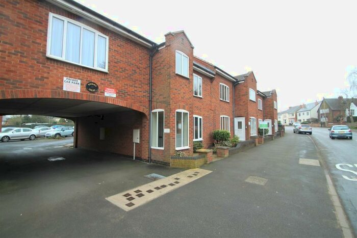 1 Bedroom Flat To Rent In Regency Court, Hinckley Road, Burbage, LE10