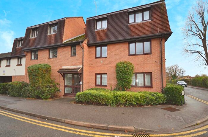 1 Bedroom Flat To Rent In Church Street, Slough, SL1