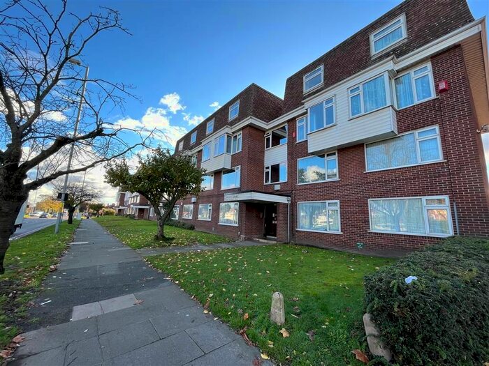 2 Bedroom Flat To Rent In Coventry Road, Yardley, Birmingham, B26