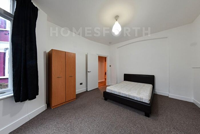 2 Bedroom Flat To Rent In Chichele Road, Cricklewood, NW2