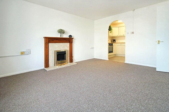 1 Bedroom Apartment For Sale In Norbury Court, Purton, Swindon, SN5