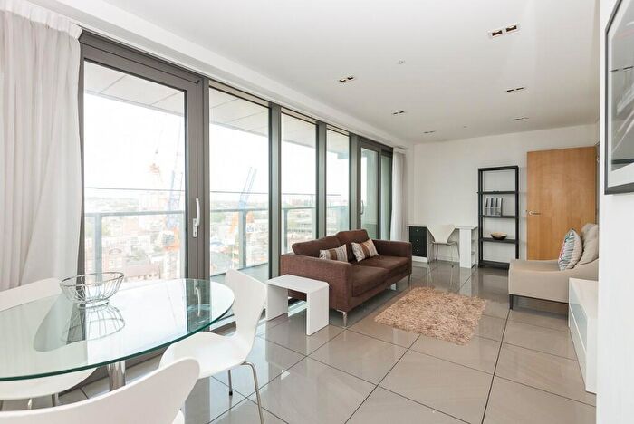2 Bedroom Apartment To Rent In Triton Building, Brock Street, Bloomsbury, Euston, NW1