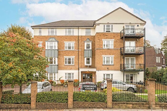 2 Bedroom Flat For Sale In Parson Street, Hendon, NW4