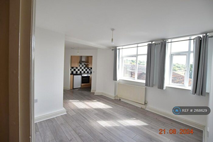 1 Bedroom Flat To Rent In Guildford Street, Luton, LU1