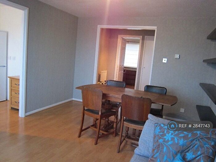 1 Bedroom Flat To Rent In Pixton Way, Croydon, CR0