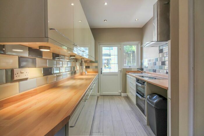 2 Bedroom Semi-Detached House To Rent In Pendle Close, Bacup, OL13