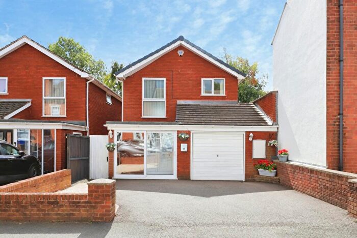 4 Bedroom Detached House For Sale In Cleveland Street, Stourbridge, West Midlands, DY8