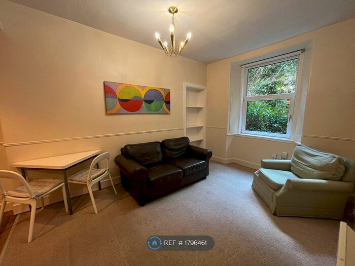 1 Bedroom Flat To Rent In Wardlaw Place, Edinburgh, EH11