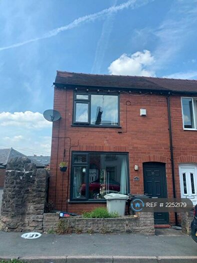 2 Bedroom End Of Terrace House To Rent In Armitt Street, Macclesfield, SK11