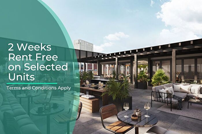 3 Bedroom Flat To Rent In Clay, Salford Quays, M50