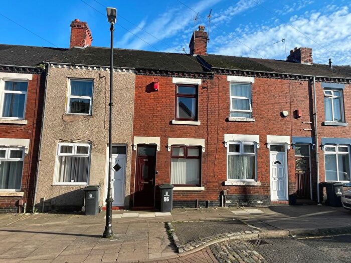 3 Bedroom Terraced House To Rent In Bond Street, Stoke-On-Trent, ST6