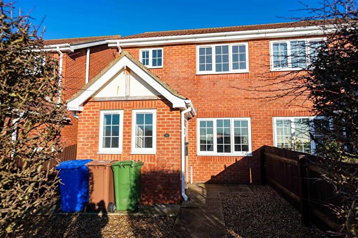 3 Bedroom Semi-Detached House To Rent In Meadow View, Patrington, Hull, HU12