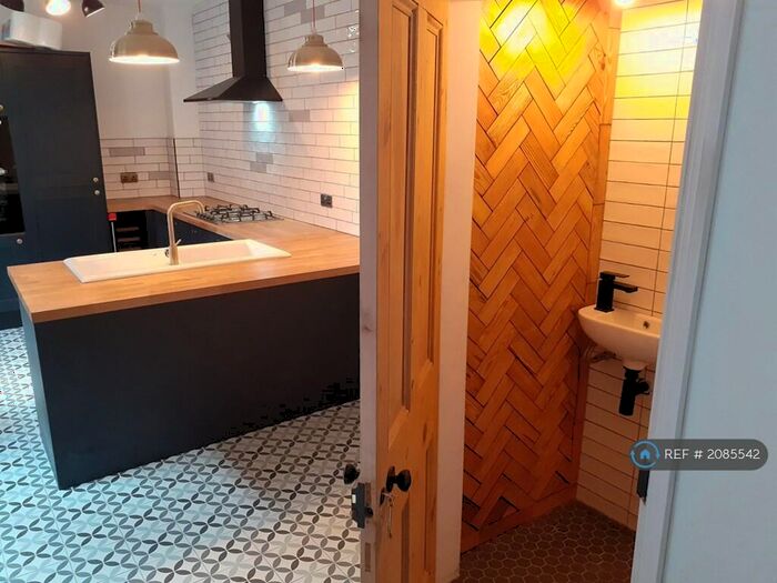 3 Bedroom Terraced House To Rent In Delamere Road, Manchester, M19