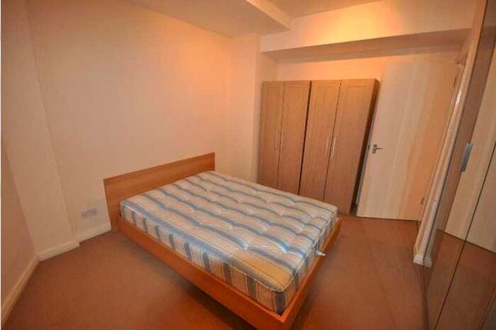 Studio To Rent In Warren Court, Euston Road, Fitzrovia, NW1