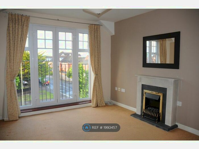 2 Bedroom Flat To Rent In Heinz Burt Close, Eastleigh, SO50