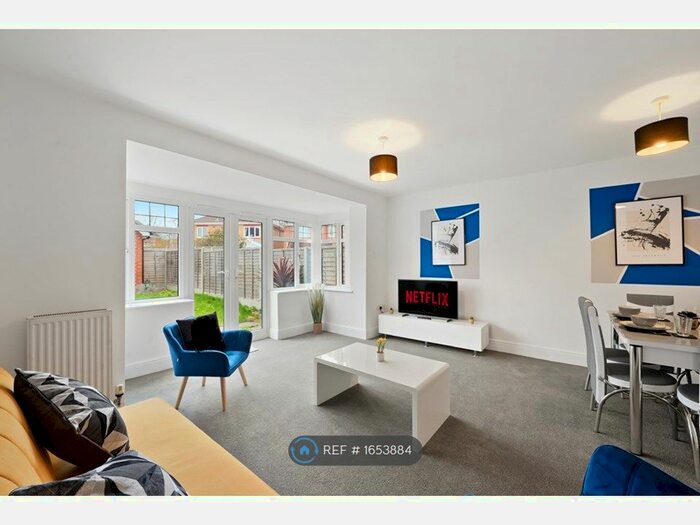 4 Bedroom Terraced House To Rent In Kirstal Close, Lincoln, LN2