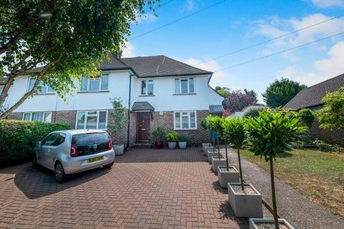 2 Bedroom Maisonette To Rent In Shawley Crescent, Epsom, KT18