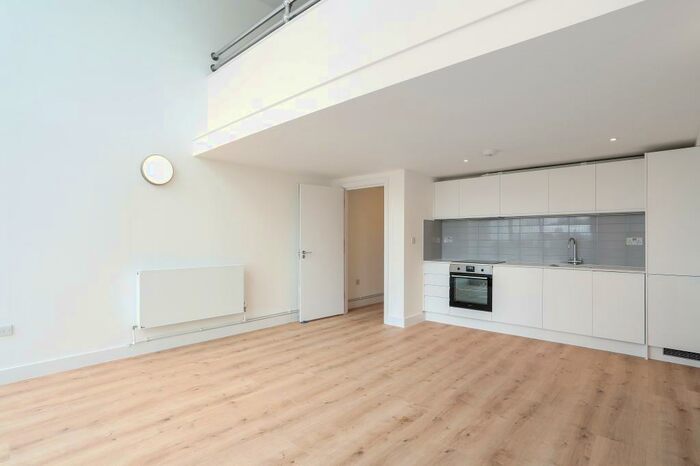 1 Bedroom Apartment To Rent In Haggerston London, E8