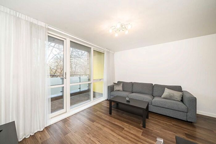1 Bedroom Flat To Rent In All Saints Road, London, W3
