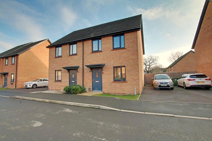 2 Bedroom Semi Detached House For Sale In Off Wagstaffe Close, PE26