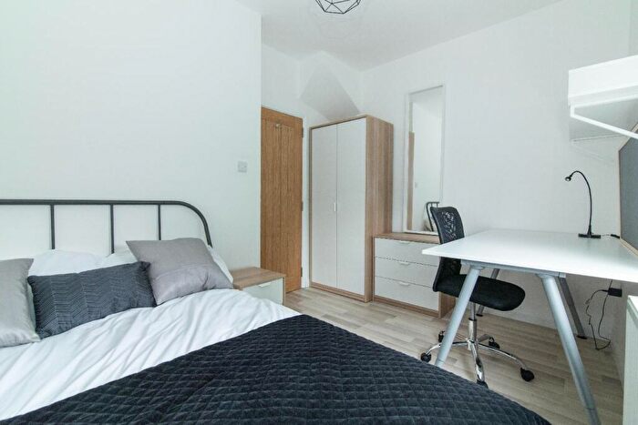 5 Bedroom House To Rent In Claude Street, Dunkirk, Nottingham, Nottinghamshire, NG7