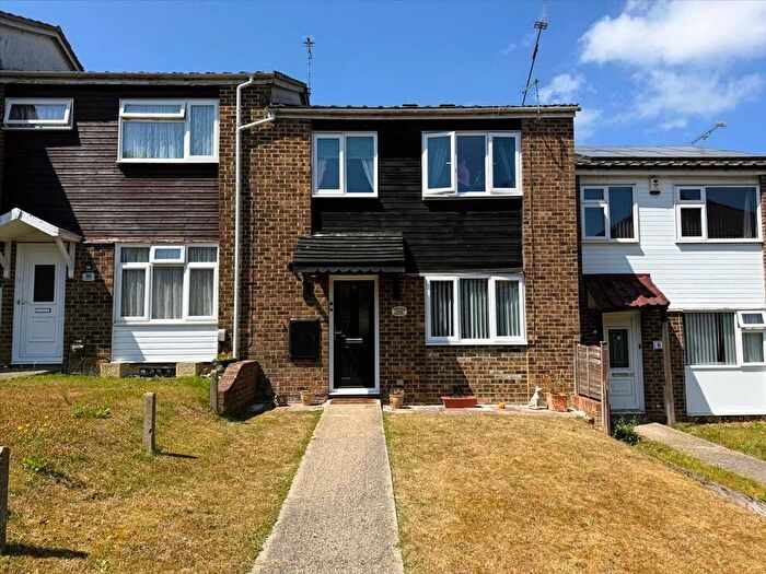 3 Bedroom Terraced House To Rent In Ifield Way, Gravesend, DA12