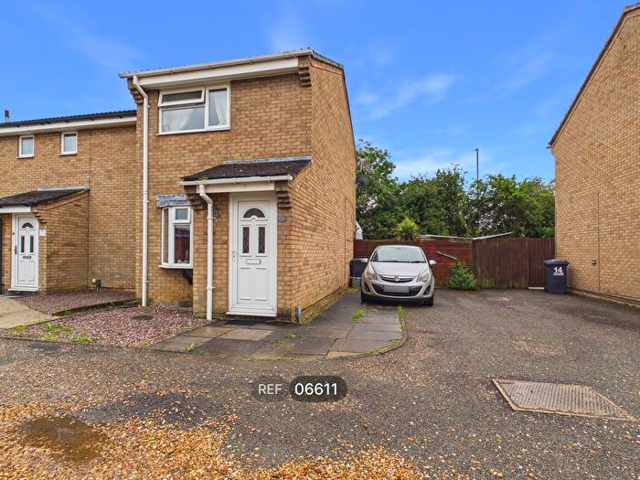 2 Bedroom Property To Rent In Azalea Court, Peterborough, PE7