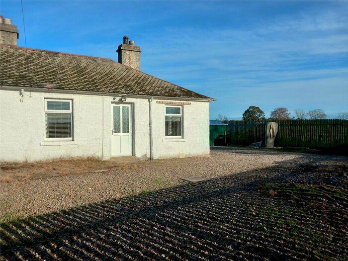 2 Bedroom SemiDetached House To Rent In Leuchars Cottages, Calcots