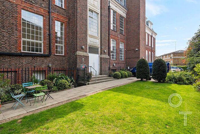 2 Bedroom Flat To Rent In Prince Of Wales Road, Camden, NW5