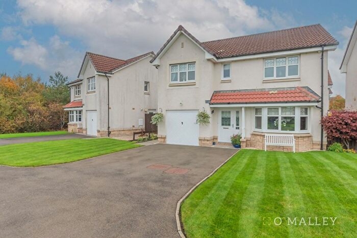 4 Bedroom Detached House For Sale In Mulloch Avenue, Falkirk, FK2