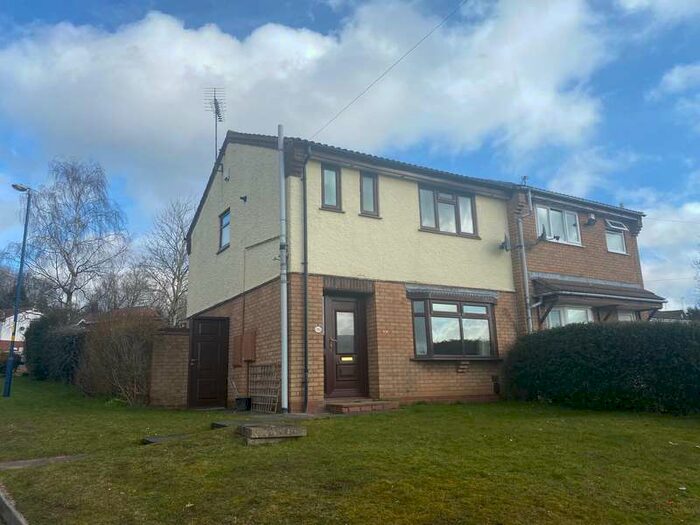 3 Bedroom Semi-Detached House To Rent In Adams Brook Drive, B32