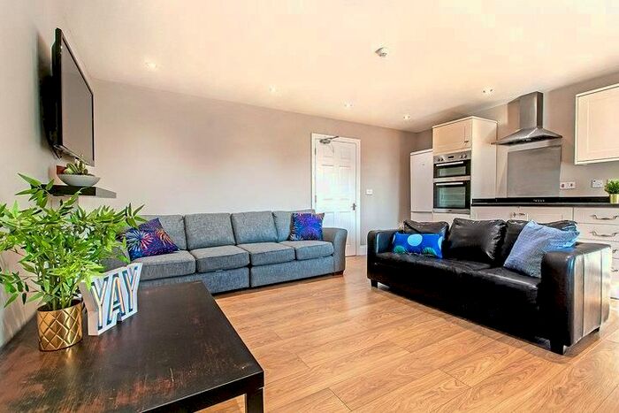 5 Bedroom Flat To Rent In Pilgrim Street, Newcastle Upon Tyne, NE1