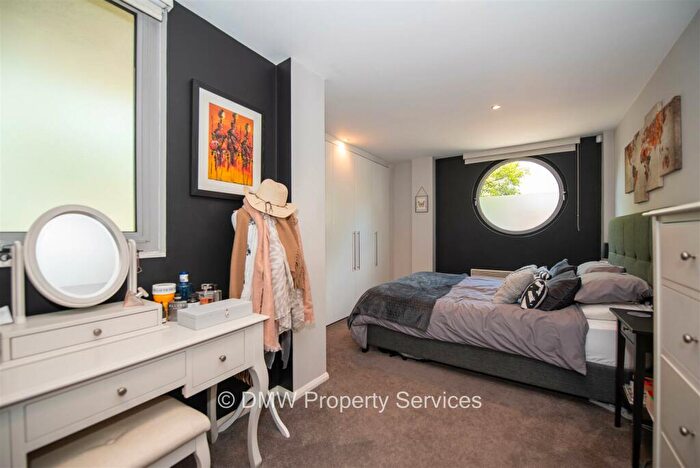 2 Bedroom Apartment To Rent In Cranmer Street, Nottingham, NG3