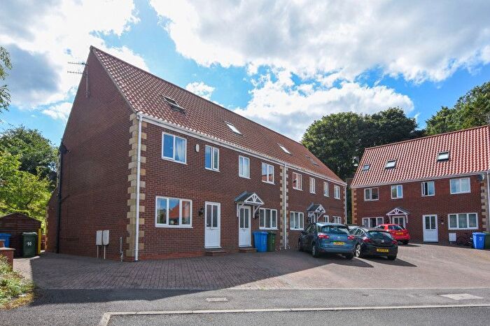 3 Bedroom Terraced House For Sale In Gledhill Drive, Whitby, YO21