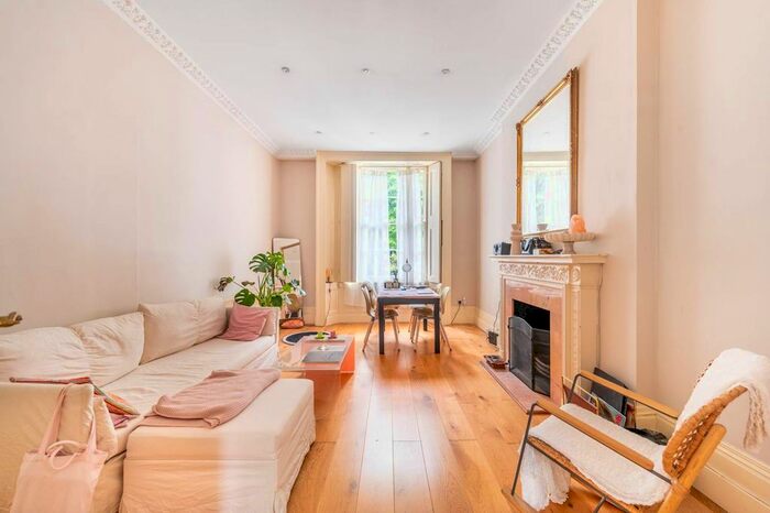 1 Bedroom Flat To Rent In Inverness Terrace, Queensway, London, W2