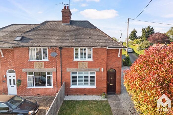 3 Bedroom Semi-Detached House For Sale In Newtown, Toddington, GL54