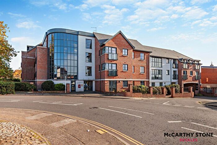 2 Bedroom Apartment For Sale In Lawrence Place, White Horse Lane, Maldon, CM9