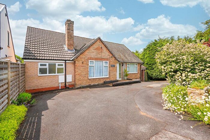 4 Bedroom Bungalow For Sale In Birkin Lane, Wingerworth, S42