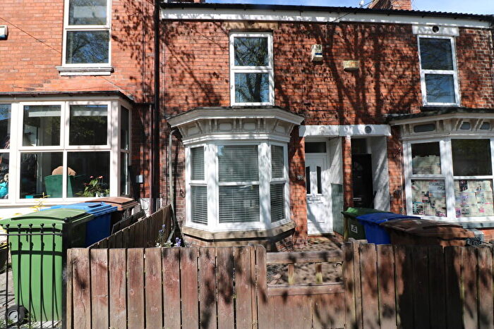 2 Bedroom Terraced House To Rent In Westbourne Grove, HU13