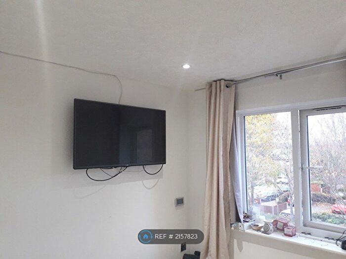 1 Bedroom Property To Rent In Evelyn Denington Road, London, E6