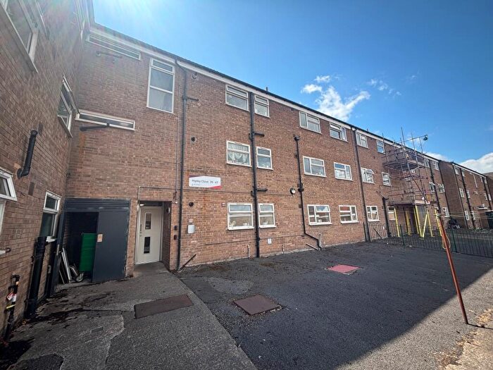 1 Bedroom Flat To Rent In Hipley Close, Chesterfield, S40