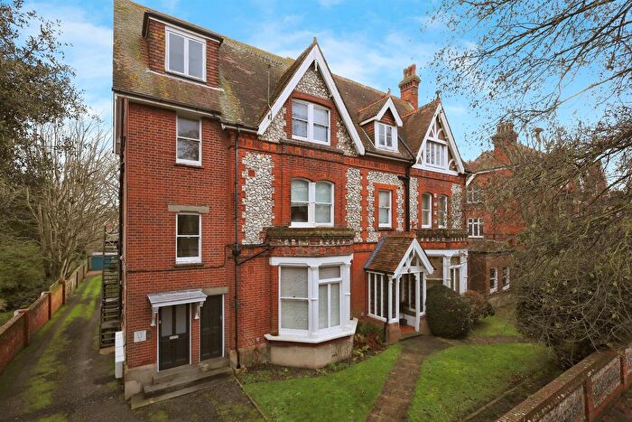 Studio For Sale In Grassington Road, Eastbourne, BN20